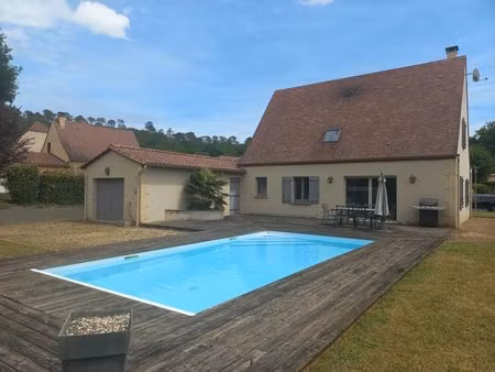 maison d'environ 120 m² à carsac-aillac