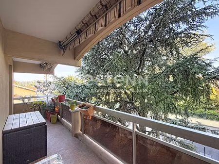 grand appartement 4 pièces avec balcon centre ville - 69500 bron