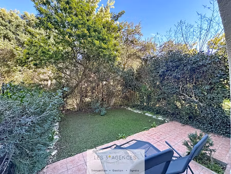 rez-de-jardin - 2 pieces 30m2 - terrasse + parking