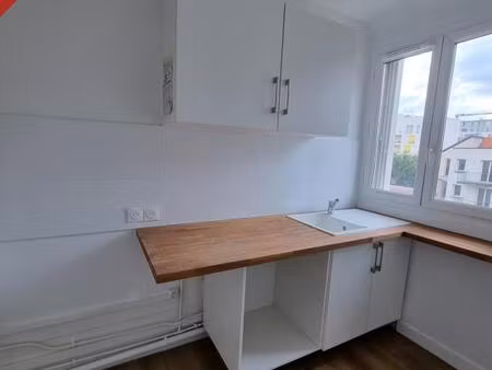 appartement 2 pièces traversant de 40 37 m² avec cave et p