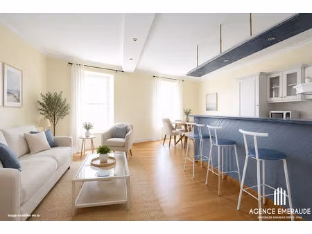 a vendre- appartement 4 pièces - dernier étage -cave- emplacement privilégié à dinard