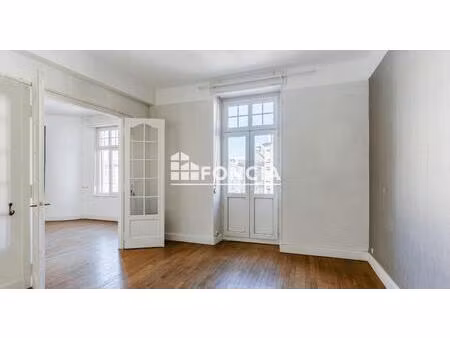 t4 de caractère avec balcon – fort potentiel