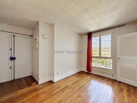 t2 de 36m2 avec vue sur jardins