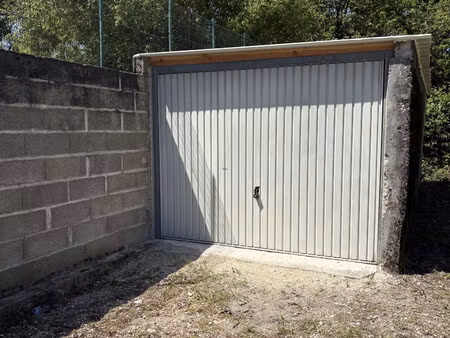 garage parking à louer fleury-les-aubrais