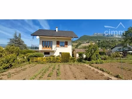 belle maison rénovée proche de toutes commodités