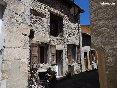 maison de village 3 pièces 101 m²