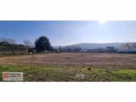 terrain constructible de 530 m²