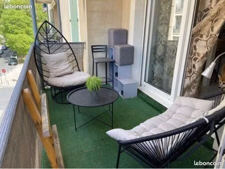 location appartement 50 m2 balcon centre ville roche commodités
