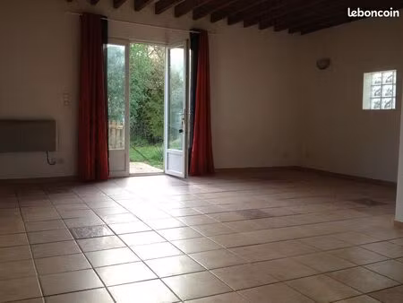 maison grand 2 pieces terrasse parking