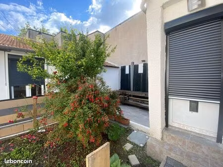jolie maison