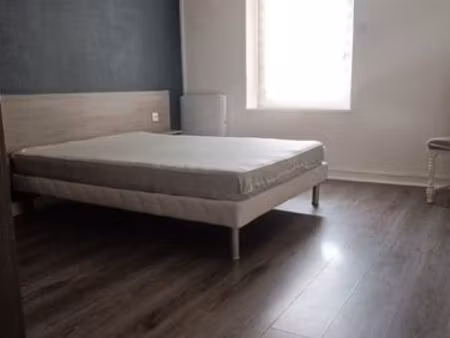loue f3 meublé