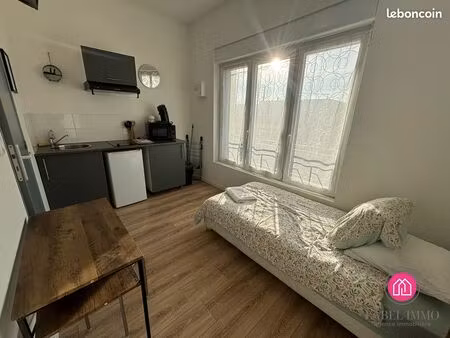 studio 1 pièce 12 m²