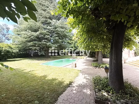 maison 6 pièces - 160 m²