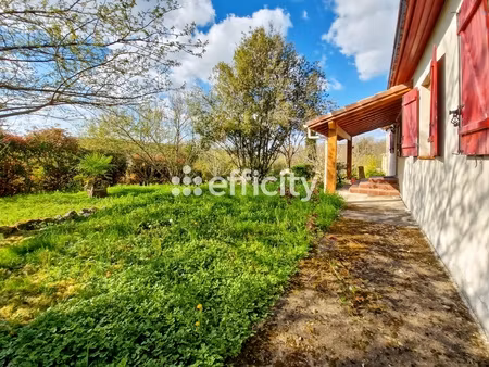 maison 6 pièces - 122 m²