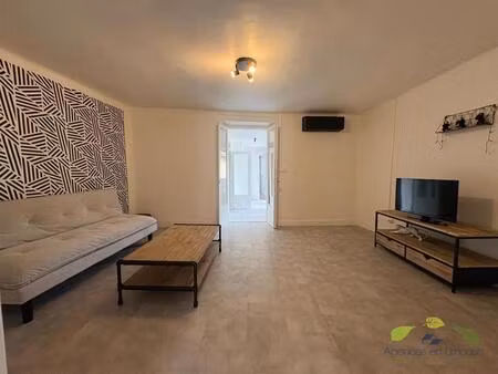location appartement 2 pièces 70m² st leonard de noblat 87400