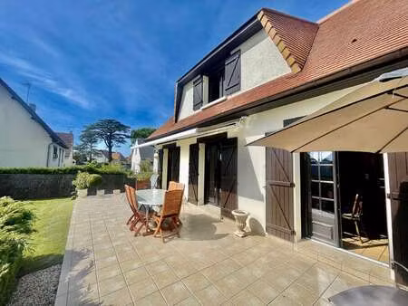 vente maison à colleville-montgomery (14880) : à vendre / 102m² colleville-montgomery
