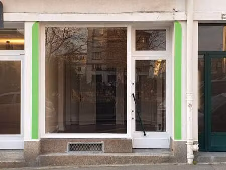 location bureaux et commerces à brest siam (29200) : à louer / 32m² brest siam