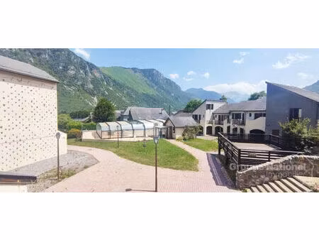 local professionnel avec fort potentiel