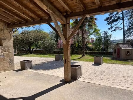 maison nanteuil 6 pièce(s) 215 m2