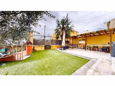 magnifique t3 de 78m² en rez-de-jardin avec grand jardin et sta