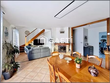 maison 4 chambre  3 sde  grand sous sol
