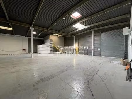 vente entrepôt torcy 77200 970m²