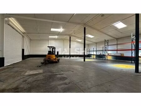 vente local d'activités 620 m²
