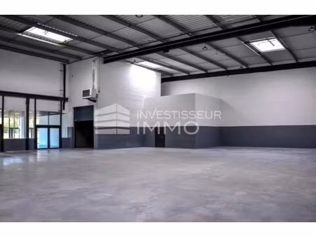 vente local d’activités stains 93240 528m²