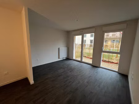 appartement 2 pièces 39 m² à louer poitiers 86000 ? | era immobilier