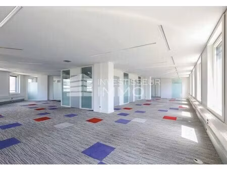 vente bureaux 915 m²