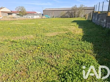 en vente terrain non constructible 1 075 m² – 23 500 € |maillé