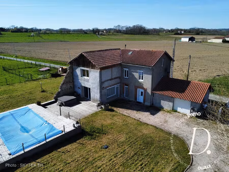 maison de campagne vue pyrénées