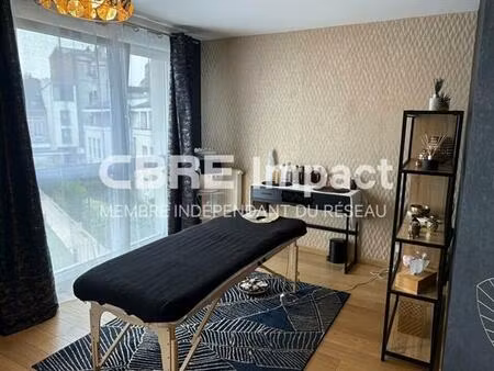 location bureau reims 53 m²