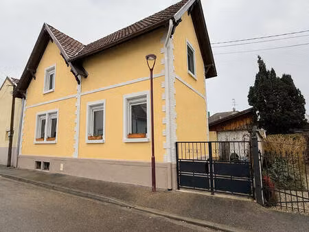 maison de charme à rénover centre ville dépendance
