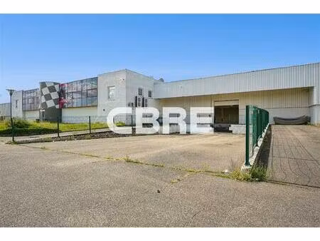 location local d'activités genas 5 315 m²