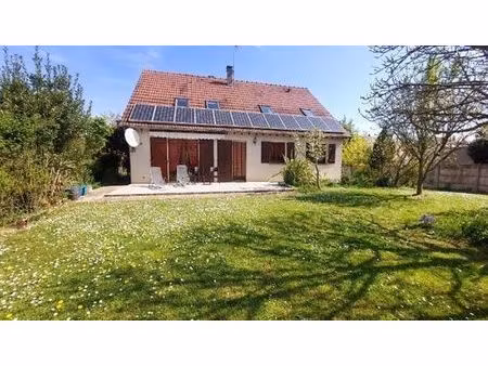 maison de luxe en vente à champigny  france