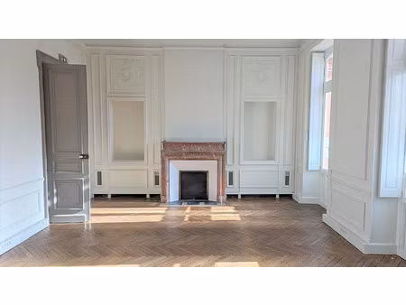 location bureau toulouse 233 m²
