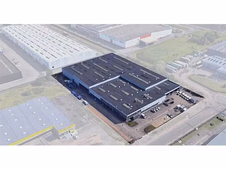 location local d'activités saint etienne du rouvray 4 709 m²