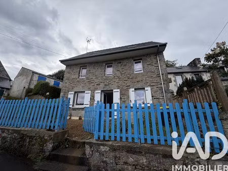 maison de ville à belle-isle-en-terre (22810)