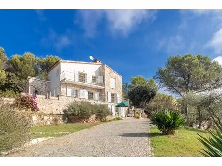 eze  villa avec vue mer panoramique sur saint-jean-cap-ferrat