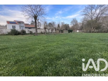en vente terrain non constructible 600 m² – 137 000 € |saint-loubès