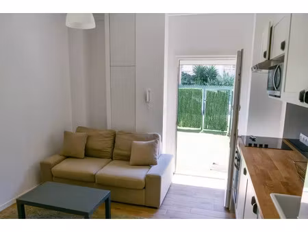 location appartement 2 pièces 30 m² à nice (06100)