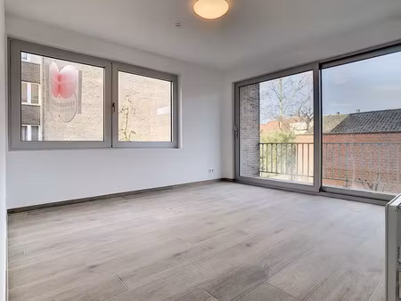appartement te huur in roeselare met 1 slaapkamer
