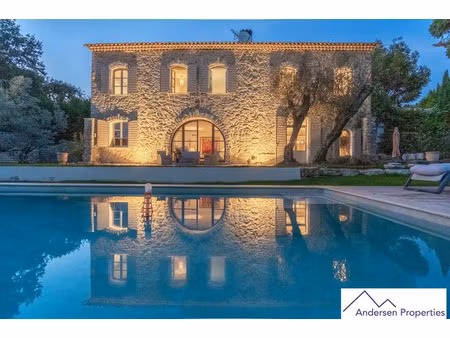 vente maison 7 pièces 200 m² mougins (06250)
