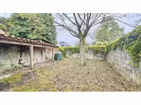 vente maison 4 pièces 120 m² à les landes-genusson (85130)  99 900 €