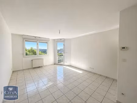 appartement à louer 3 pièces 67.44 m² - dijon (21) - 927€