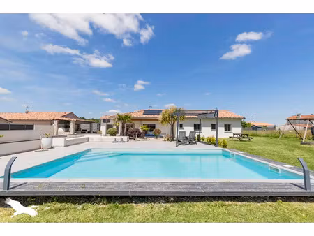vente maison 6 pièces 166 m² laroque-d’olmes (09600)