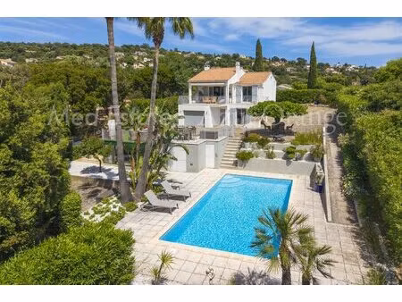 superbe villa avec piscine à la croix-valmer
