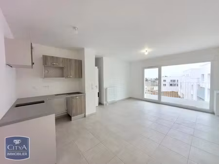 appartement à louer 2 pièces 43.83 m² - chambray-lès-tours (37) - 650€