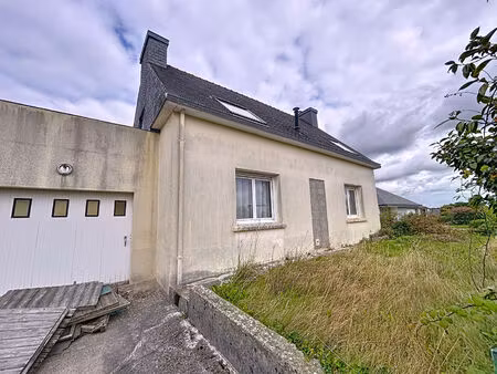 maison à edern - 6 pièces  4 chambres  jardin spacieux
